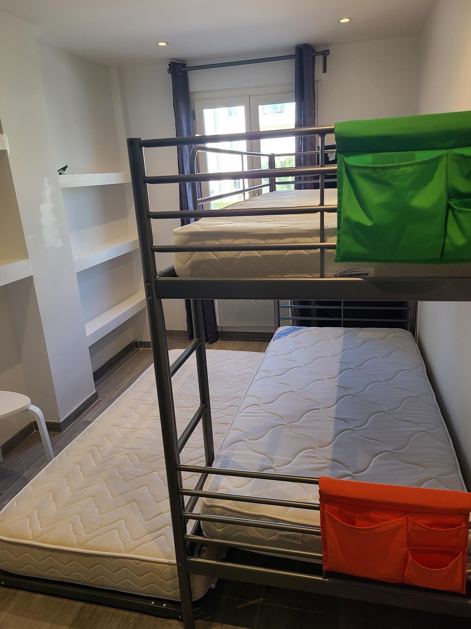 Appartement Dans une Résidence ART Deco!! au Bord de la Plage