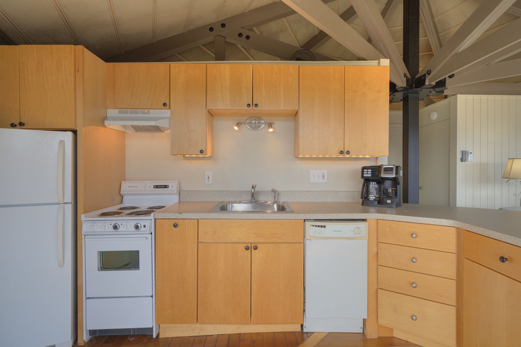 Special Greenbrier accommodations included with rentals of 3+ nights, inquire for more information