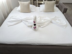 2 bedrooms, in-room safe, iron/ironing board, travel cot