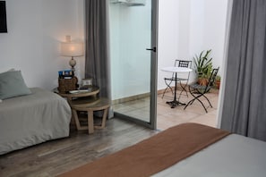 Deluxe Apartment | 1 bedroom, travel crib, free WiFi, bed sheets - Suites Salta  (Salta)