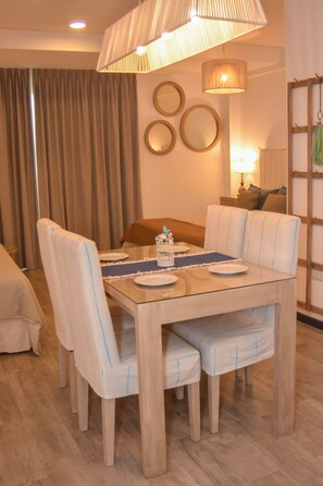 Deluxe Apartment | Living area - Suites Salta  (Salta)