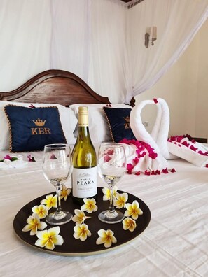 Free WiFi - Karibu beach resort  (Pongwe)