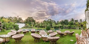Exterior - Enjoy Boutique Hotel & Restaurat (Siem Reap)