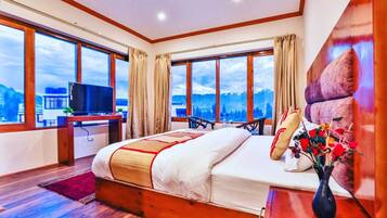 Deluxe Room | Free WiFi