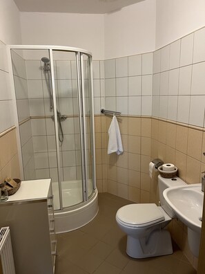 Bathroom - Pensjonat Myśliwski (Cedynia)