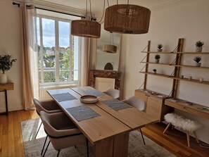 Dining - Appartement Enghien-les-bains (Enghien-les-Bains)