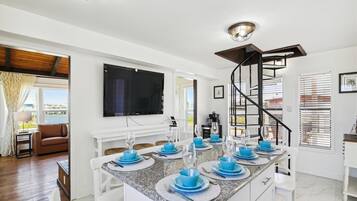 House (3 Bedrooms) | Property amenity