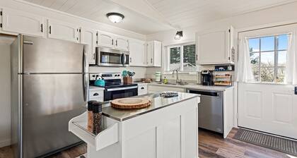 Overlook Nook - 2 BR, 2 BA, HT, FP