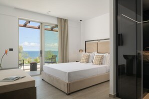 6 bedrooms, in-room safe, desk, iron/ironing board