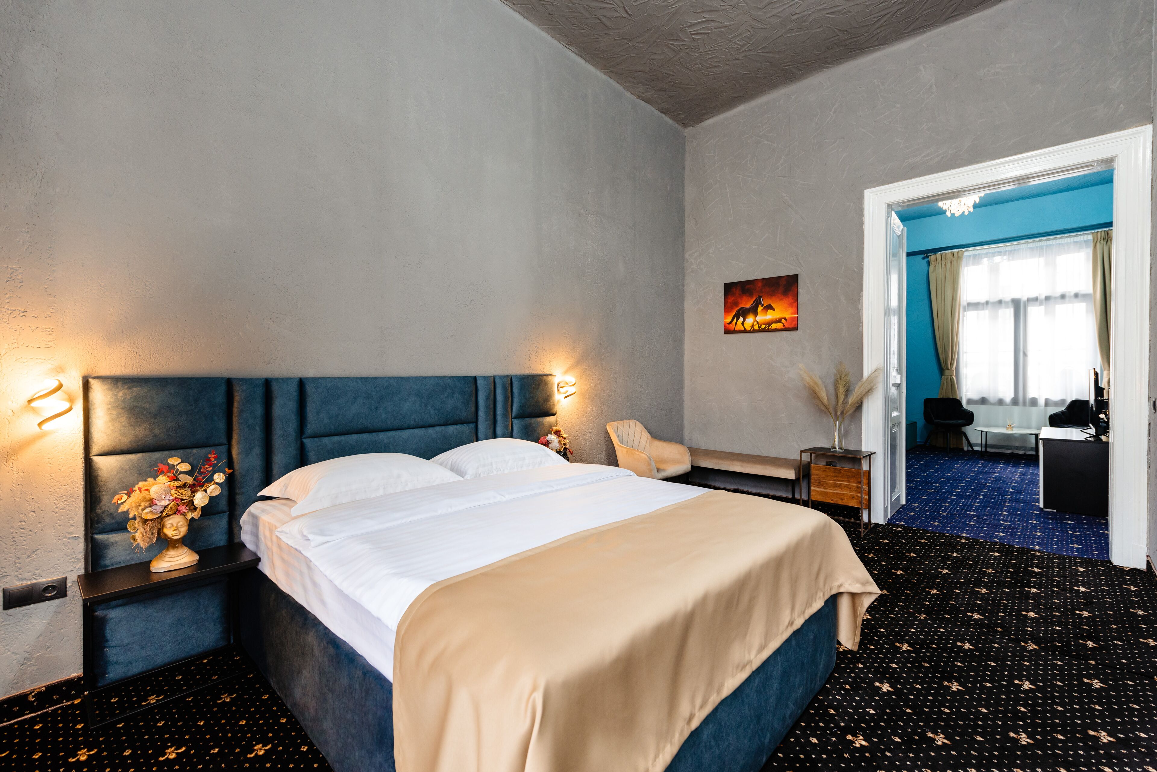 Photo - Palace Bulevard Inn