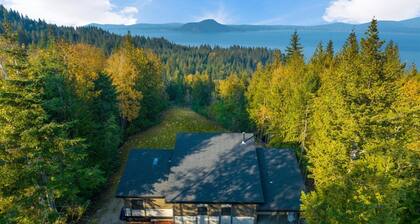 Mountain Modern Retreat | 3 Bed, 2 Bath
