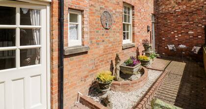 4 The Old Council House