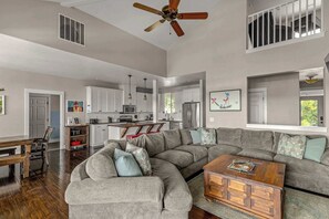 Smart TV, fireplace, offices
