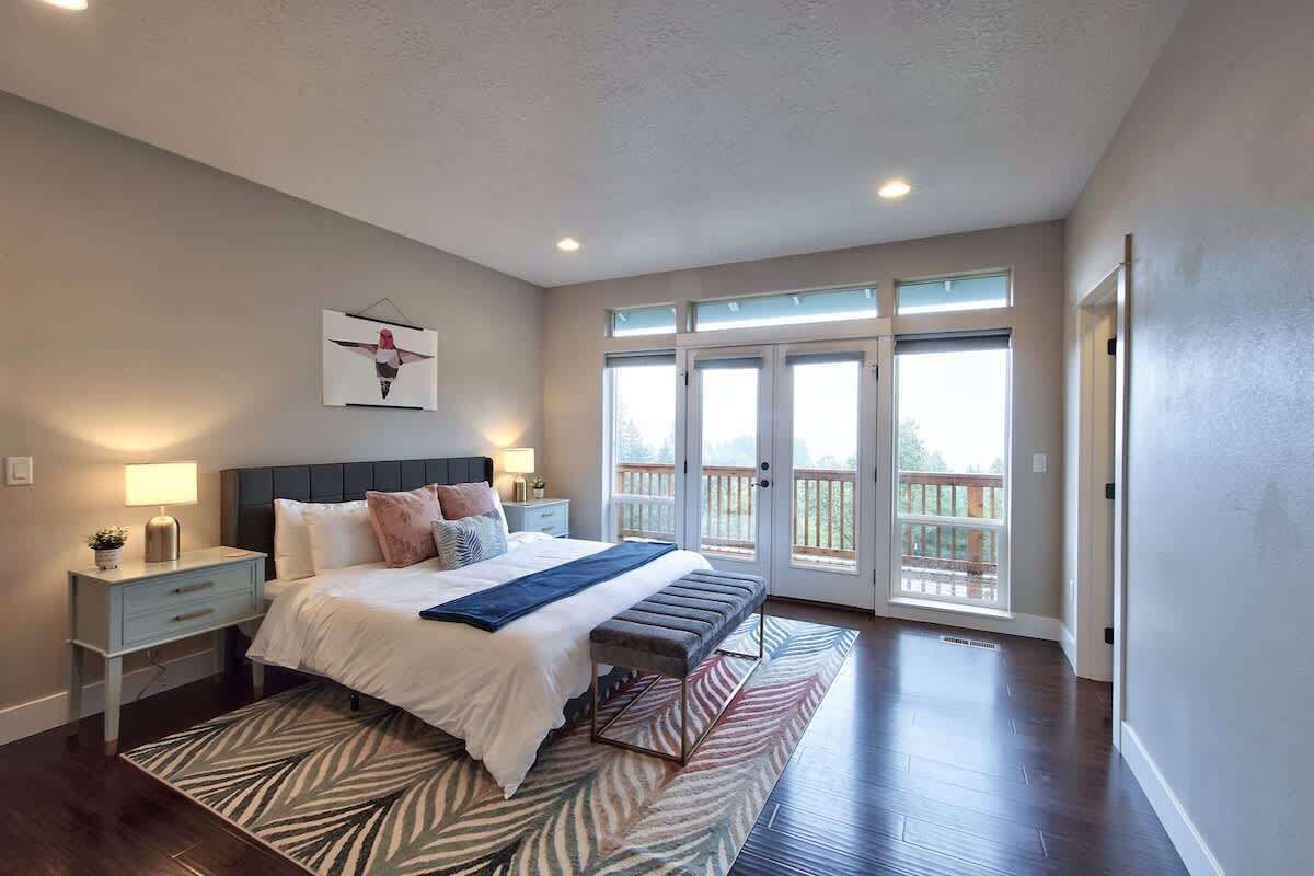 4 habitaciones, tabla de planchar con plancha y wifi gratis 