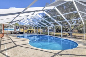Pool - "Bayou Breeze" Private Pool (Heated) Gorgeous Home! Bikes, Game room (Navarre)