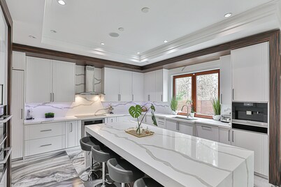 Luxury house in Toronto