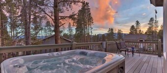 4BR Retreat -Hot Tub, Grill, Deck, Near Ski Cooper