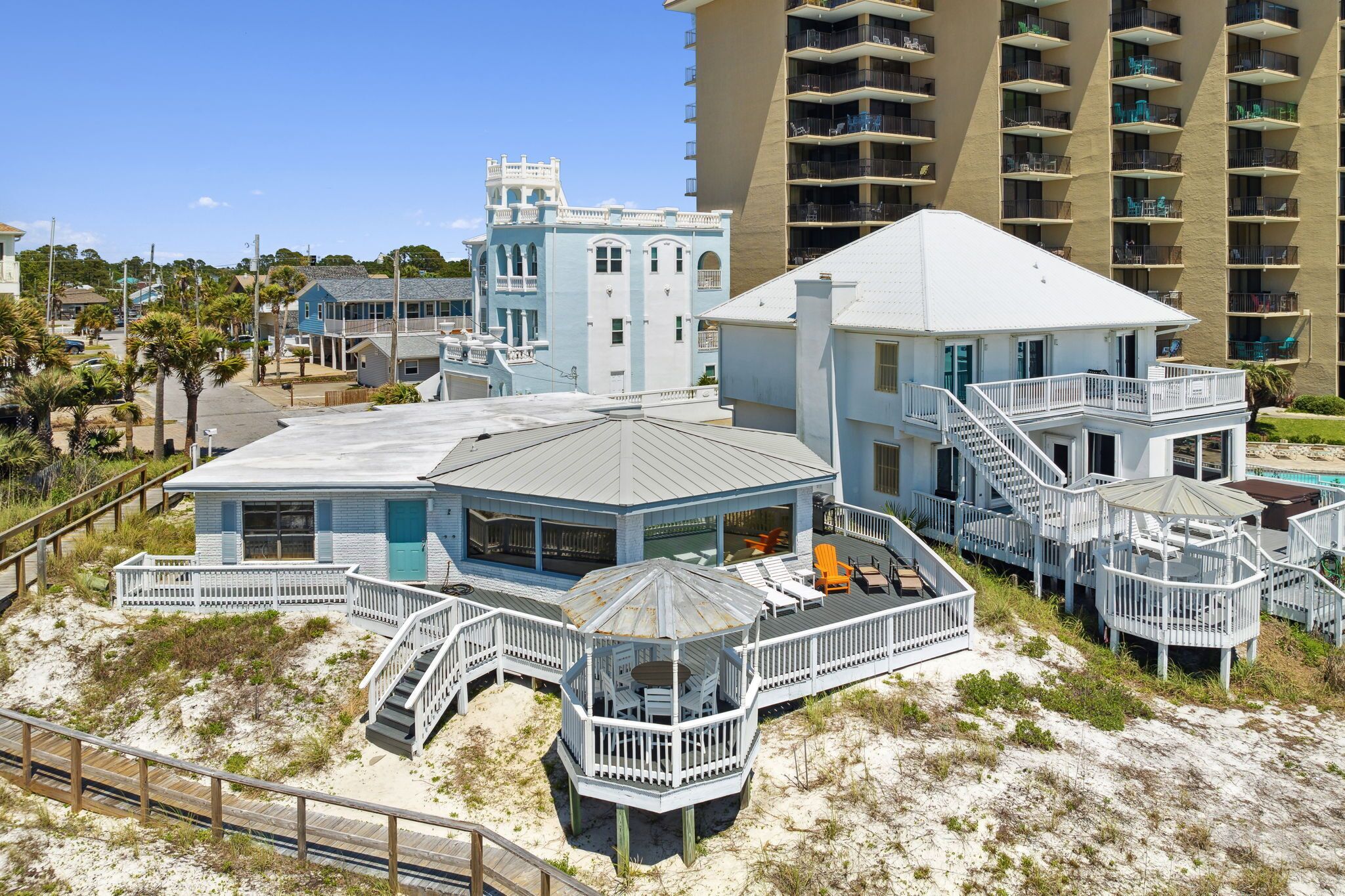 Time On The Beach | Cozy, Beachfront, Great Views!