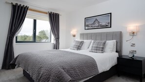 5 bedrooms, iron/ironing board, travel cot, free WiFi