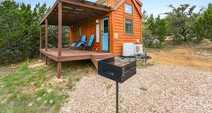 Pet-Friendly Tiny Home in Dripping Springs w/ Hill Country Views