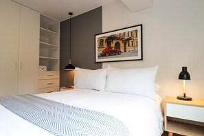 2 chambres, fer et planche à repasser, Wi-Fi, literie fournie