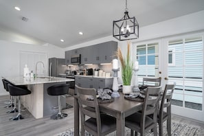 House, 4 Bedrooms | In-room dining - 295 Ostego Dr - Gorgeous Bay Front Home 4 Bedroom Home by RedAwning (Fort Myers Beach)