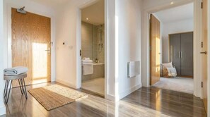 Bathtub, hair dryer, towels - Central Manchester Spacious 2 Bedroom Apartment (Manchester)