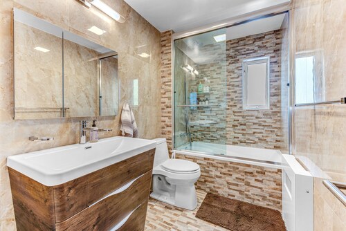 Luxurious Private 3BR Duplex in the heart of Brooklyn