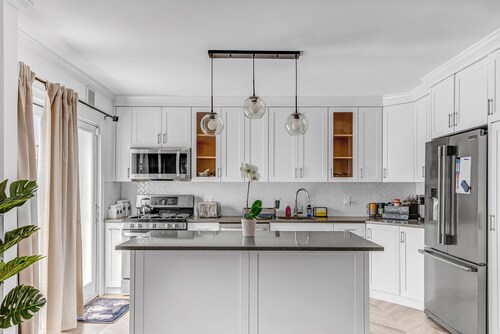 Luxurious Private 3BR Duplex in the heart of Brooklyn