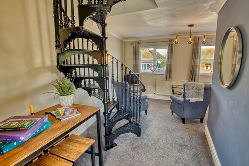 Cosy Hideaway in the Countryside - Pass the Keys