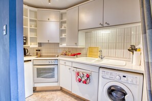 Fridge, microwave, oven, toaster