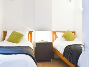 2 quartos, Wi-Fi de cortesia, roupa de cama