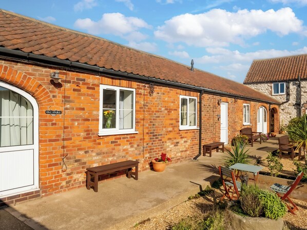 Exterior - Old Stables - UK43792 (Sewerby, near Bridlington)