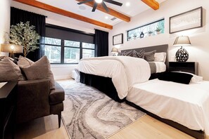 Unclassified image, 4 of 50, button - Luxury Retreat | Near Austin at Always on My Mind (Austin)