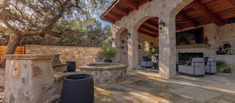 Luxury Retreat | Near Austin at Always on My Mind