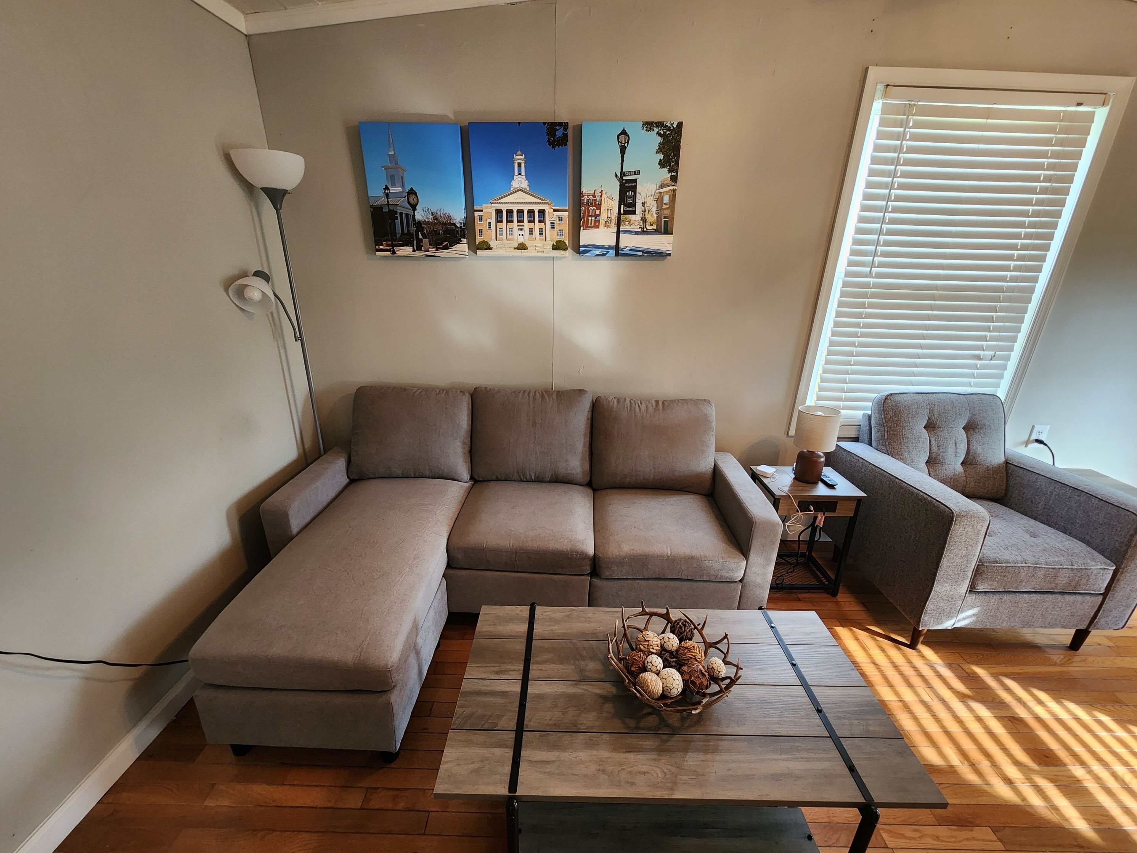 Cozy Country Cottage