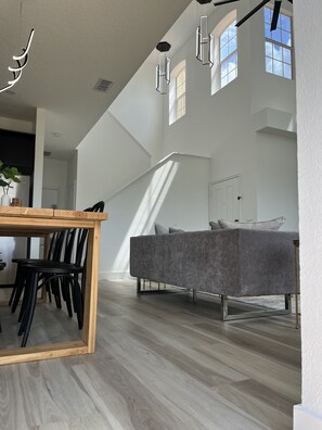 Interior - Family home near Orlando attractions. (Davenport)