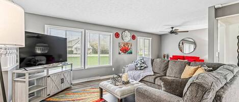 Télévision, cheminée