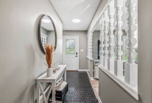 Spa - Modern and Private Home in Indy! (Indianapolis)