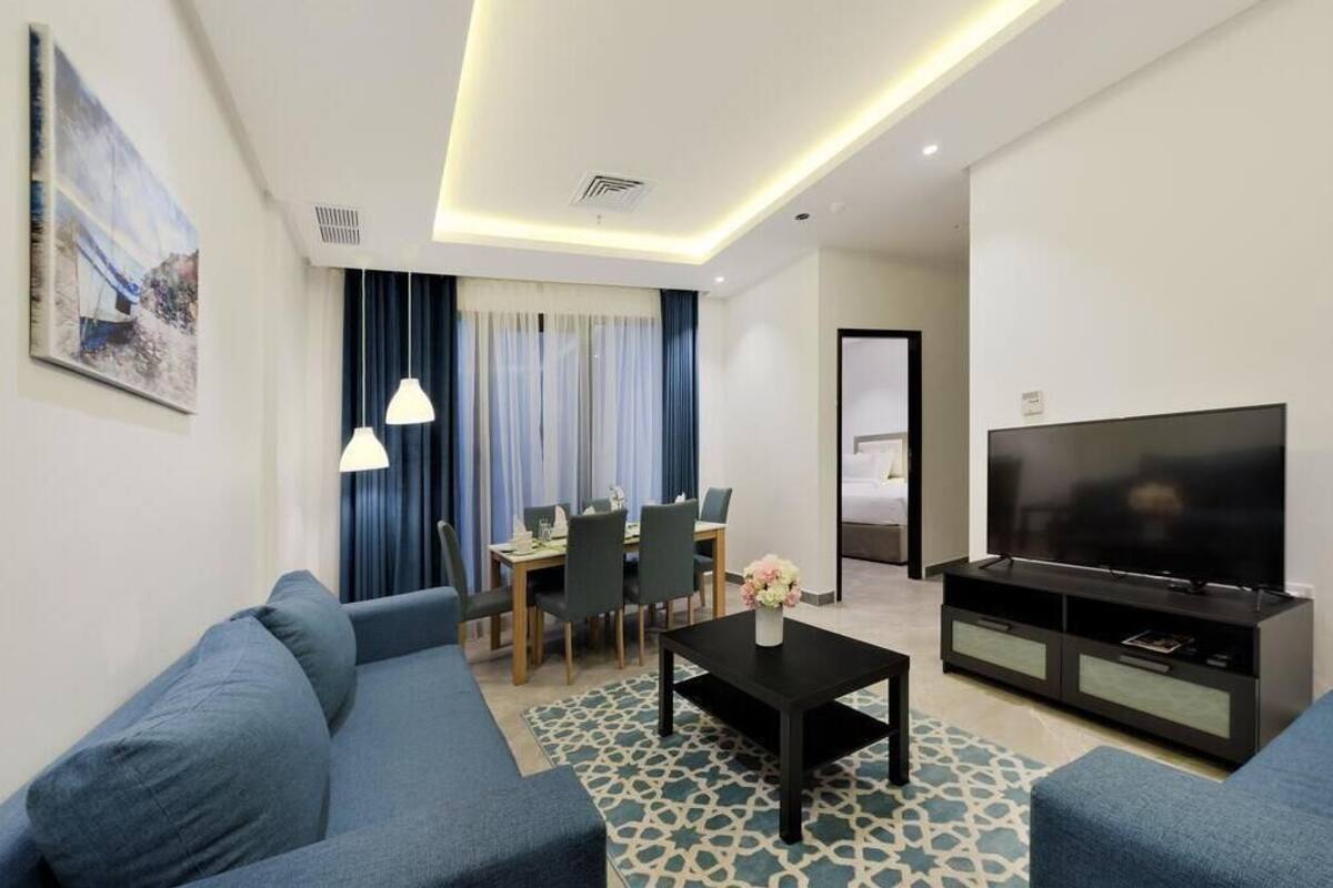 4 bedrooms, free minibar, iron/ironing board, free WiFi