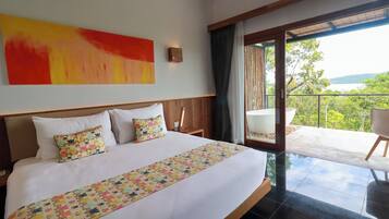 Hillside Deluxe Double | Luxe beddengoed, bedden met traagschuimmatras, een minibar