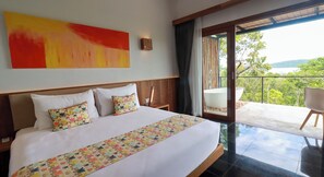 Hillside Deluxe Double | Premium bedding, memory foam beds, minibar, individually decorated - Island Center Point (Koh Rong Sanloem)
