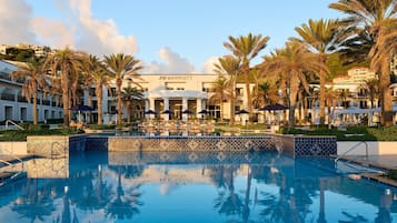 Outdoor pool, cabanas (surcharge), pool umbrellas