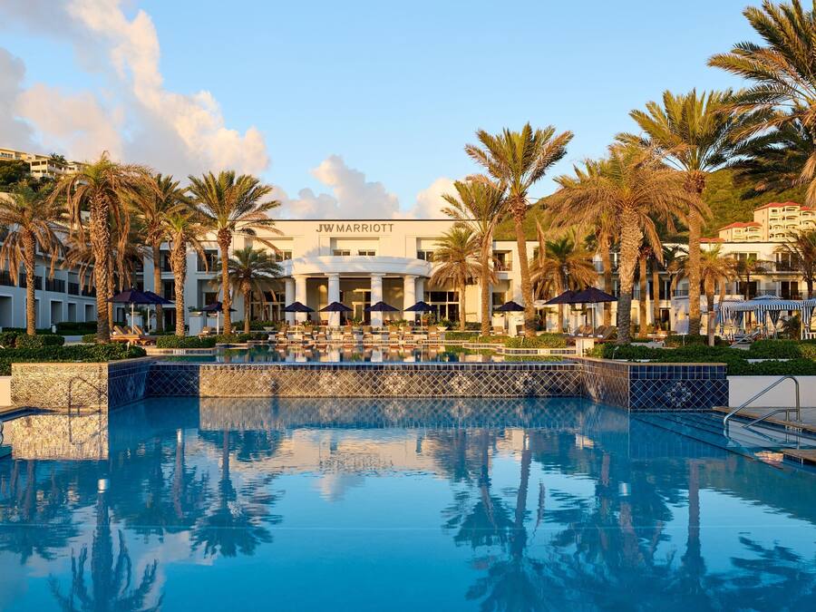 Outdoor pool, pool cabanas (surcharge), pool umbrellas
