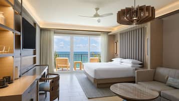 Deluxe Room, 1 King Bed with Sofa bed, Non Smoking, Balcony (Oceanfront) | Premium bedding, minibar, in-room safe, desk