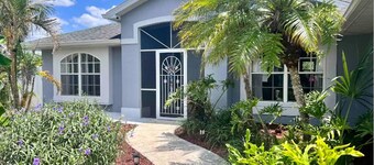 Salt Water Pool & Spa Escape