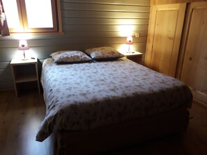 2 chambres, bureau, Wi-Fi gratuit, draps fournis