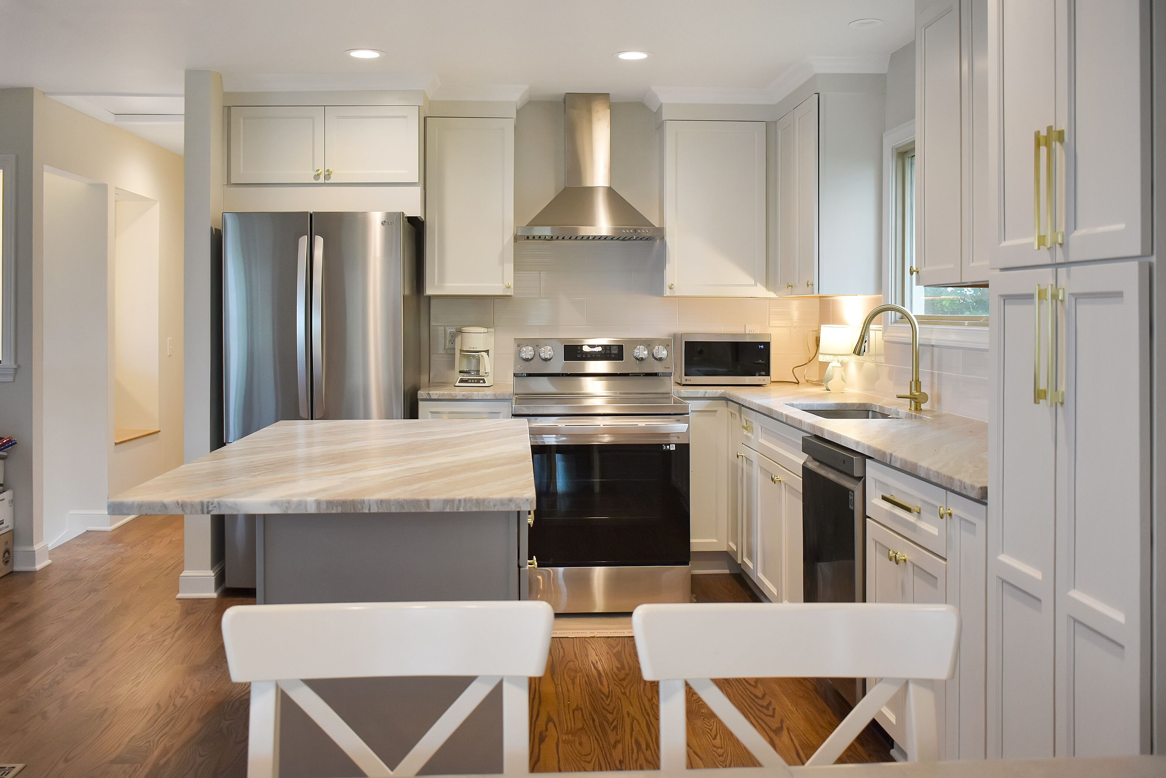 NEW~AMAZING Lake Views~Rain or Shine!!Close to Cedar Pt. Sports Force & Sandusky