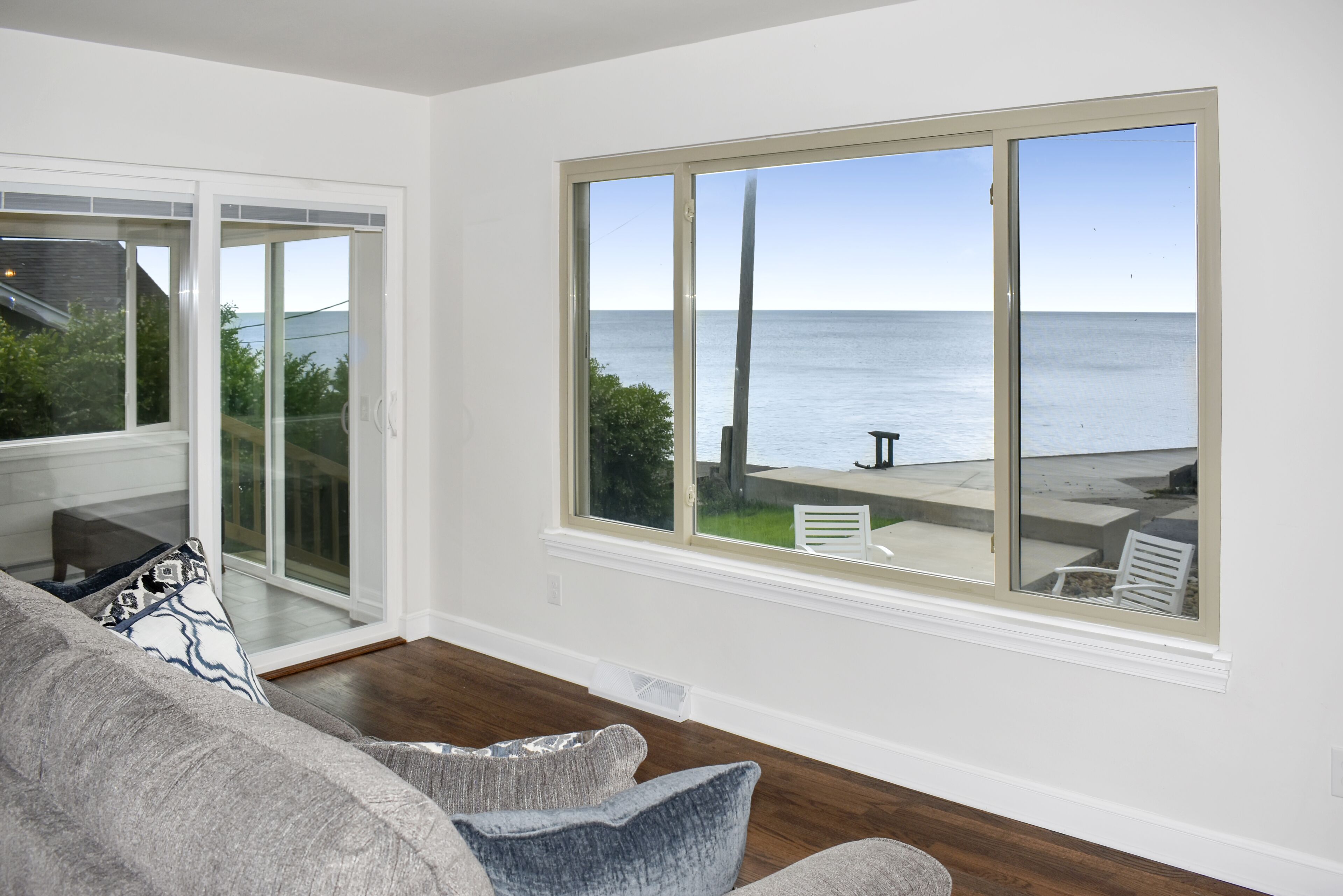 NEW~AMAZING Lake Views~Rain or Shine!!Close to Cedar Pt. Sports Force & Sandusky