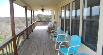 Castell Cabin on the Llano River